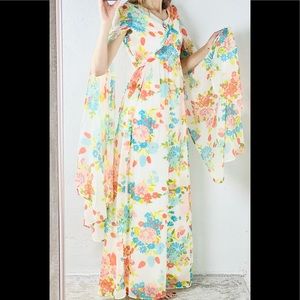 ✨VINTAGE!!✨🧚♀️ 1970s Fairy Core Floral Maiden Boho Renaissance Faire Dress